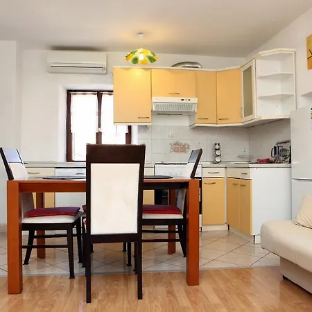 Mj Cape Apartment Izola